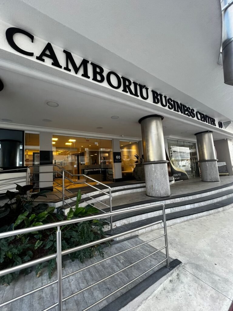 Letras Caixa em Balneário Camboriú e Região