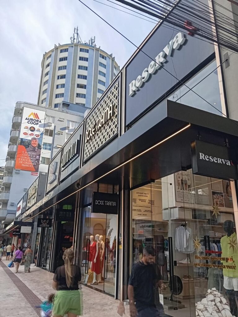 Fachada em ACM em Balneário Camboriú e Região